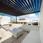 Modern Penthouse With 2 Bedroom Tub & Pool At Arenis Condos - 509